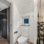 別荘 Large Pool House With 6 Person Outdoor 1015 リンケビング