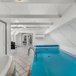 Large Pool House With 6 Person Outdoor 1015 リンケビング