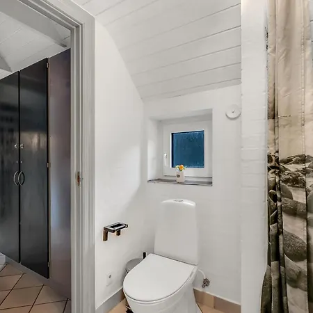 Hébergement de vacances Large Pool House With 6 Person Outdoor 1015 Ringkøbing