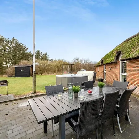 Large Pool House With 6 Person Outdoor 1015 * Ringkøbing
