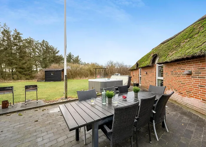 Large Pool House With 6 Person Outdoor 1015 * Ringkøbing